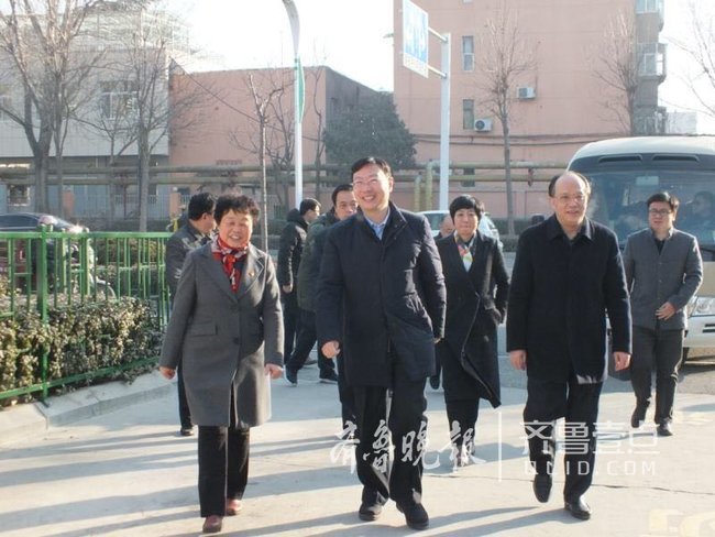 2月6日上午,泰安市市委副书记张涛在泰山区区委书记赵斌的陪同下来到