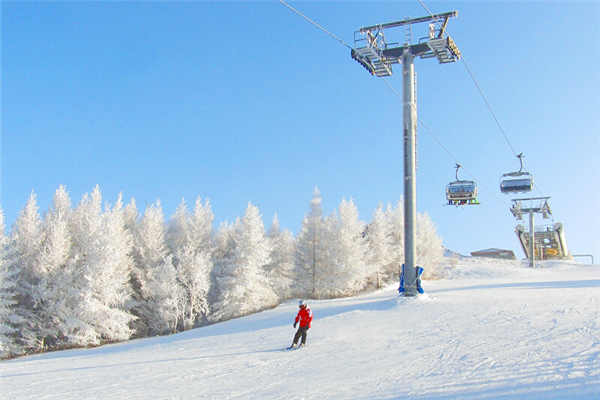 张家口崇礼多乐美地滑雪场