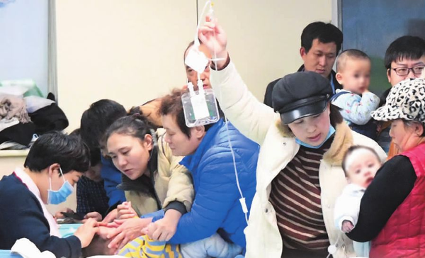 别再这样吃药了!白色连续9天服用感冒药后,被蕾丝性感女子丝袜图片