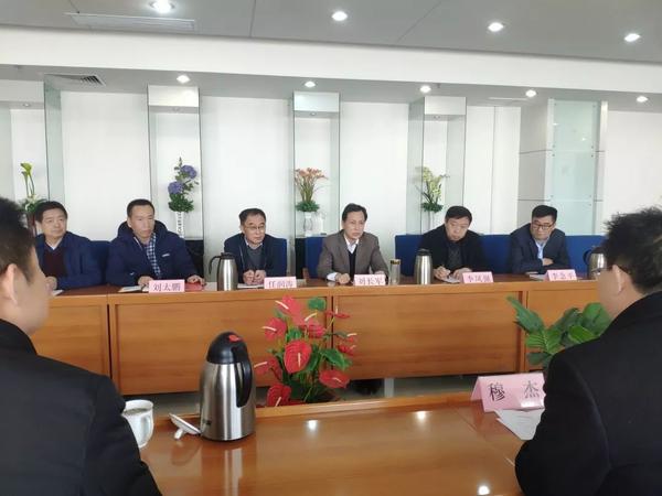 单县县委书记穆杰一行代表县委县政府到省派第一书记选派单位拜访感谢