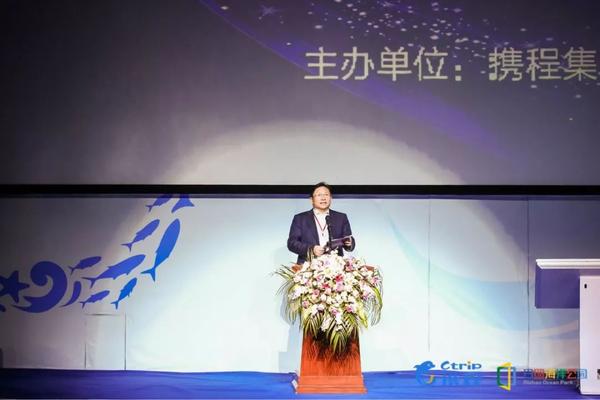 市政府党组成员,市精品旅游促进会会长张传若