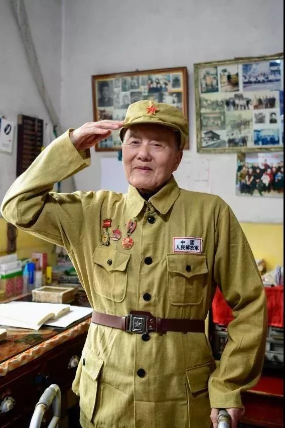 军礼的力量——从张富清到杜富国