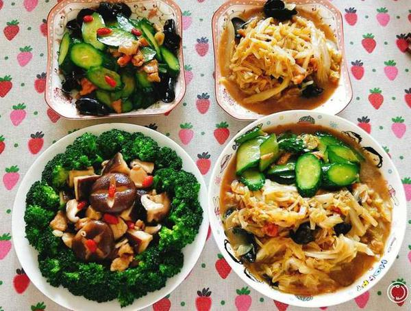 花样月子餐来一波,推荐八顿营养食谱,这样搭,能让产妇