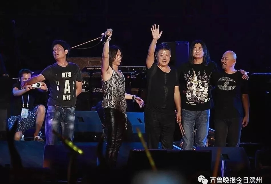 离黑豹乐队演唱会还有8天,演唱会邀请函申领中