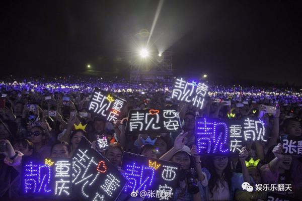 飞蛾扑火是什么歌名 201712124CLKjc6O7idF30WabfRE.jpeg