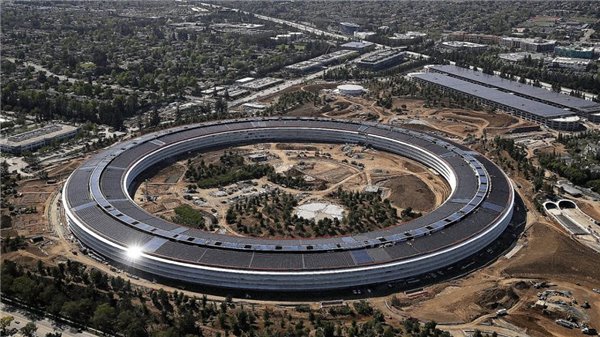 十年前,喬布斯為蘋果apple park做了一個正確選擇