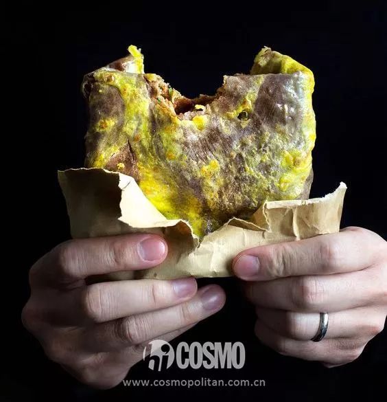 OMG,吴亦凡摊的煎饼,可比刘诗诗差太多了!