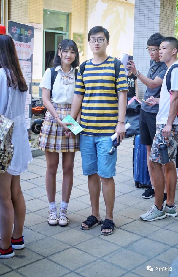第一批00后大学生开学啦!学妹学弟们颜值"再创新高"!