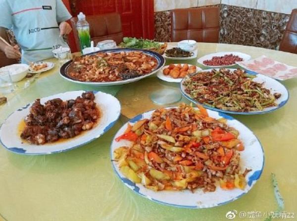 南方人吃饭讲求精致