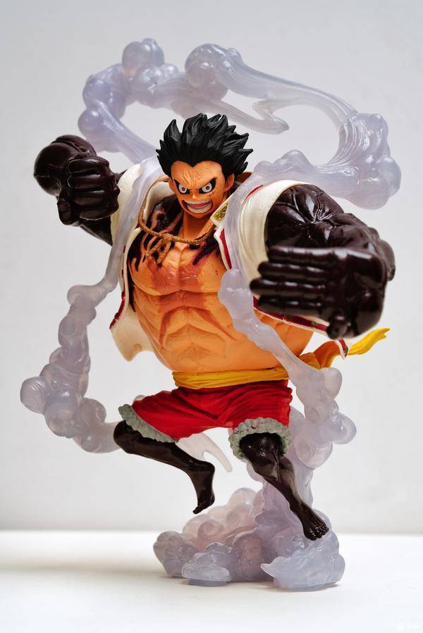 四档路飞狮子弹跳人形态.