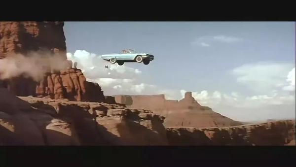 《飞驰人生》:关于赛车,游戏,音乐,家乡,致敬的60个彩蛋