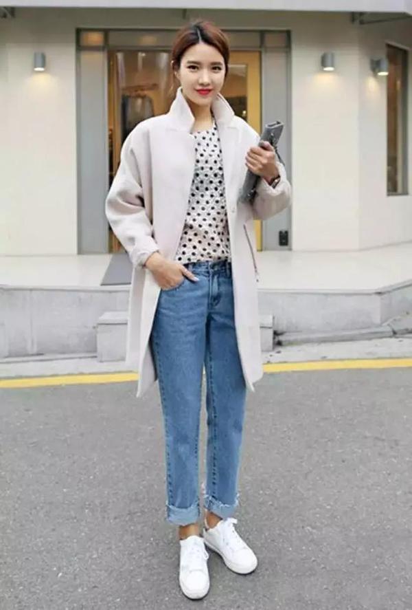 九分裤搭配运动鞋,时尚百搭又耐看!