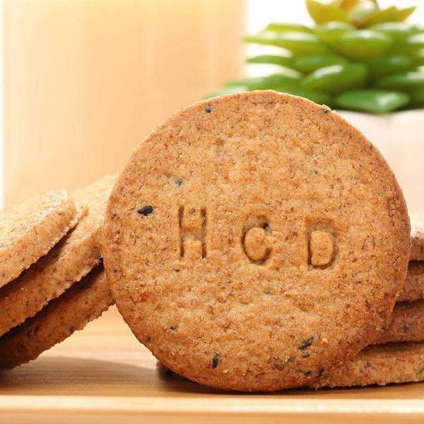 最受欢迎的5种饼干,90后的童年回忆,除了拇指饼你还记得几种?