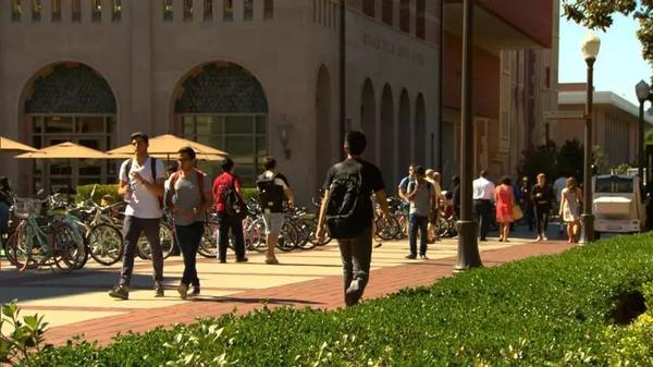 卷入美国最大招生舞弊案的名人子女被退学,但