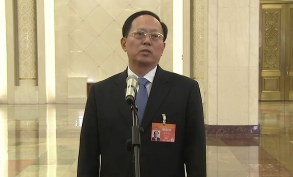 在今年两会的"部长通道"中,国家体育总局局长苟仲文针对不少