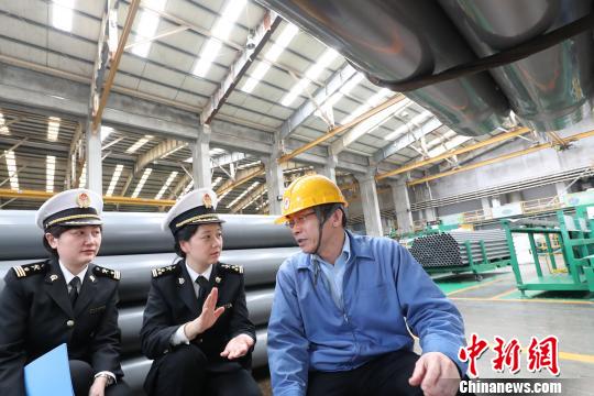 广州海关出台25项措施优化口岸营商环境