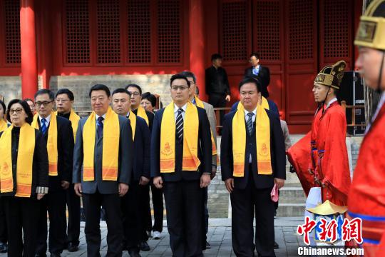 4月4日,己亥年春季祭孔大典在孔子出生地山东曲阜尼山举行。 李欣 摄 4月4日,己亥年春季祭孔大典在孔子出生地山东曲阜尼山举行。 李欣 摄