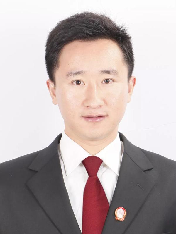 赵鑫,北京市大兴区人民法院执行干警.