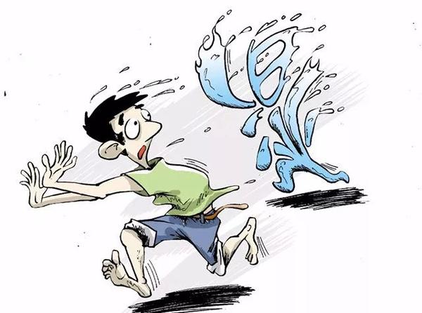 湿寒，万病之源！ 特别是春季阴雨绵绵，温差大 人体更容 易被湿 气侵