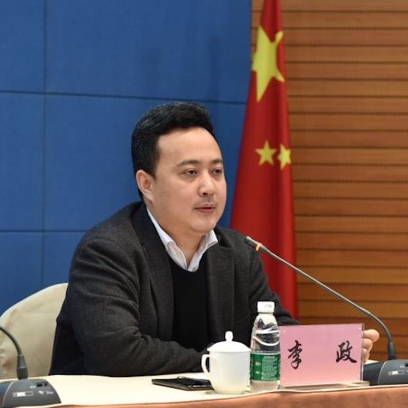 "周丰峻说到,只有不断提高信息技术程度,丰富大桥类型,创新结构材料并