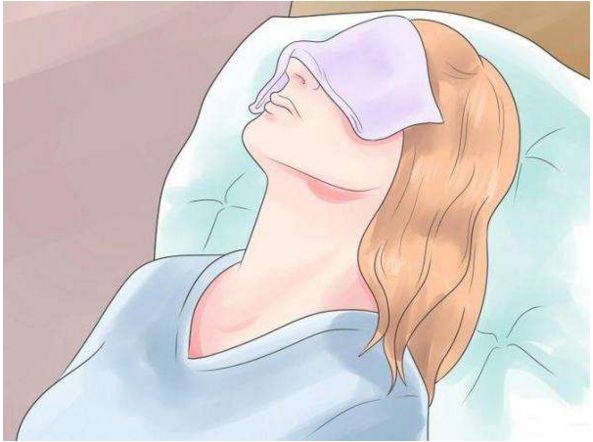 眼睛又累又想流泪?正确的热敷了解一下