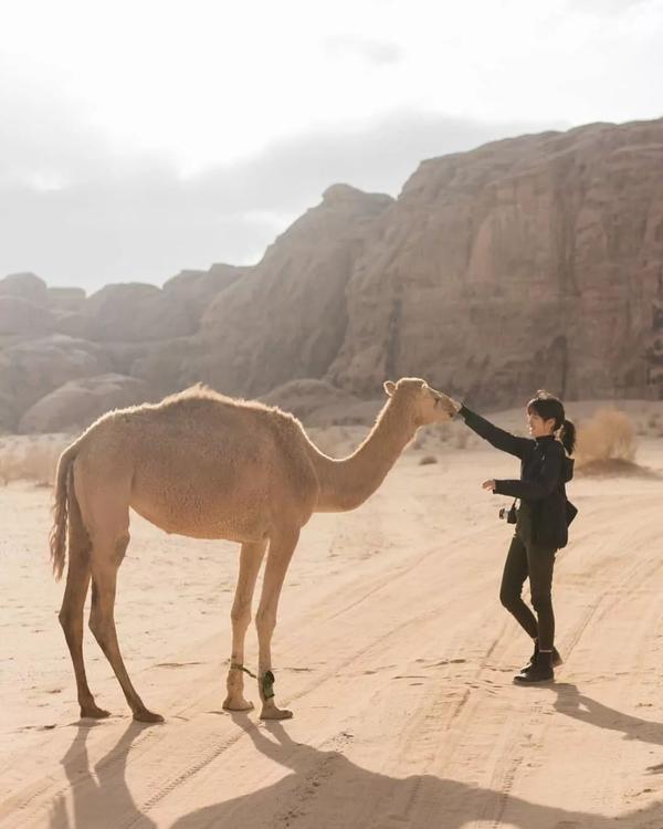 什么样的女生让女生也爱上?这位"小lisa"可以!