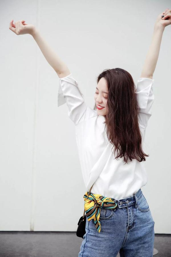 真人示范如何拍照更好看,看完不会我服!