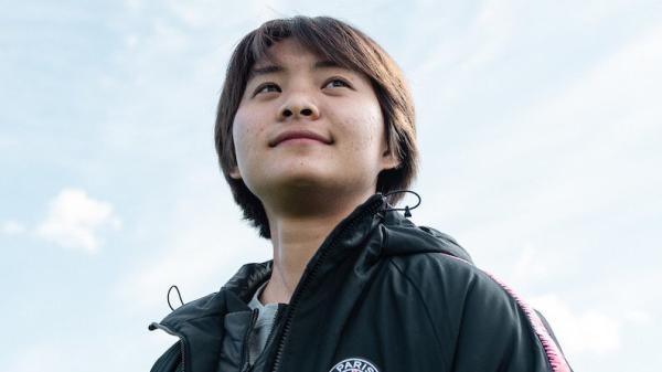 感人!王霜亲笔讲述足球人生,绿茵场让她忘记孤独难过