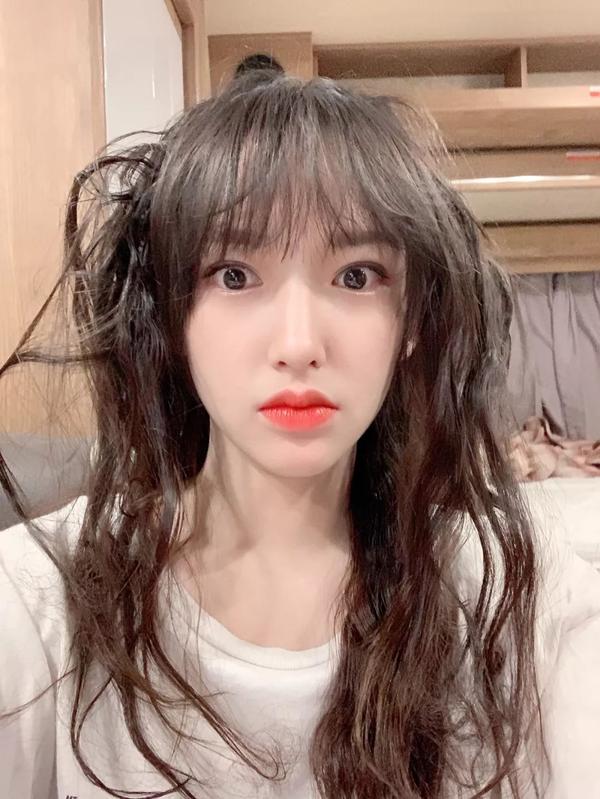 有抗十级台风的铁刘海打辅助,程潇的青春没有极限!