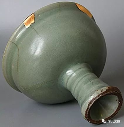 一真一假说瓷器(108-明代龙泉窑高足杯)