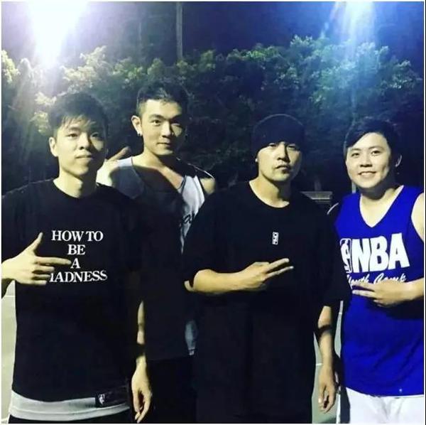 [专栏 周杰伦超话破亿,电竞全明星集合打call!