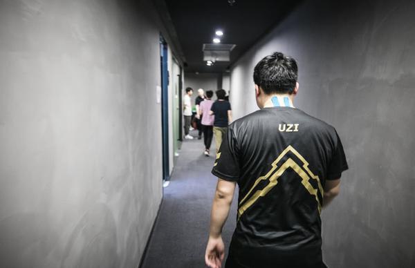 uzi最擅长vn?训练赛战绩揭晓答案,这三大射手才是主流