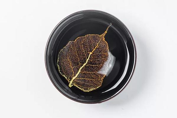 一叶菩提竟能烧出万元茶器,失落700年的手艺,灿烂回归