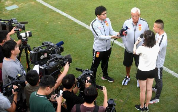 归化球员加盟,足协完成换届,新国足能否打进世界杯?