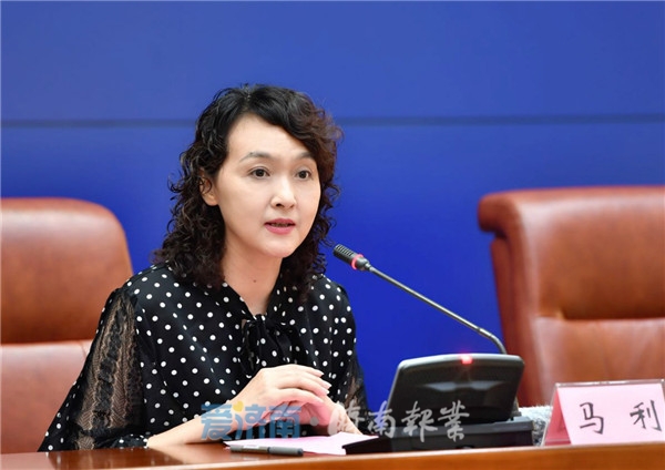 出席今天发布会的有:济南市人民政府副秘书长张蓉,济南日报报业集团