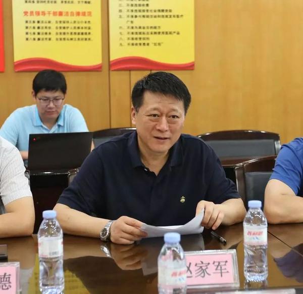 9月3日上午,济南市科技局社会发展科技处李月明处长,市卫健委科技教育