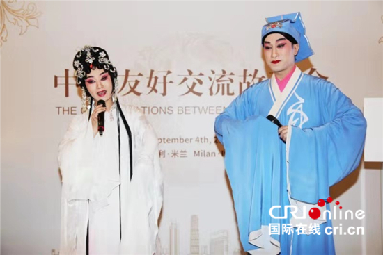 粤剧电影《白蛇传 情》主角曾小敏,文汝清现场表演