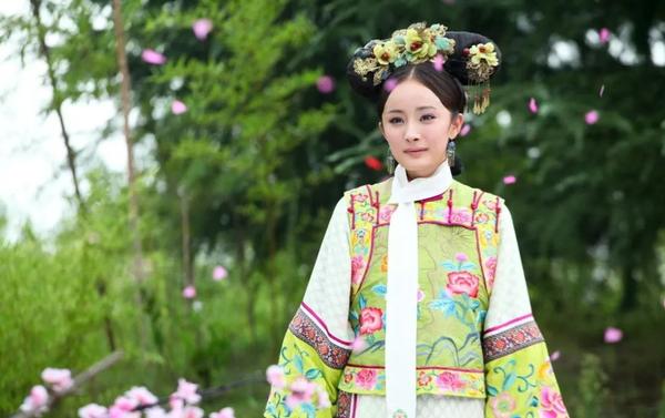 因为当初的《宫锁心玉》洛晴川实在是太经典.