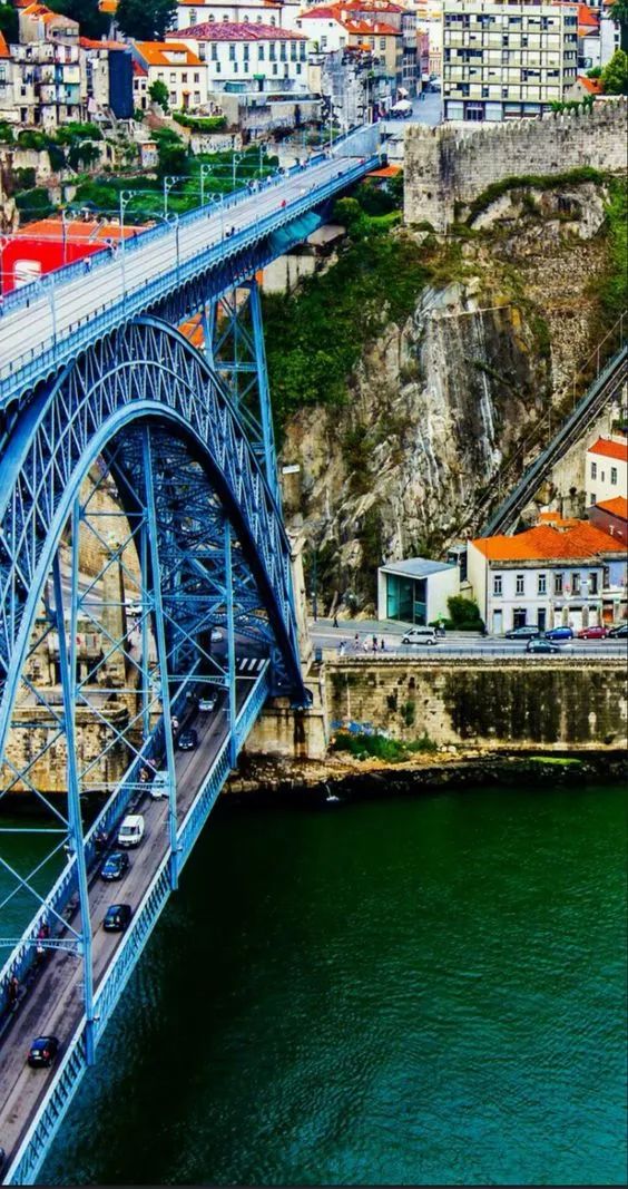 罕见的桥中有桥,千奇百怪,引人入胜!