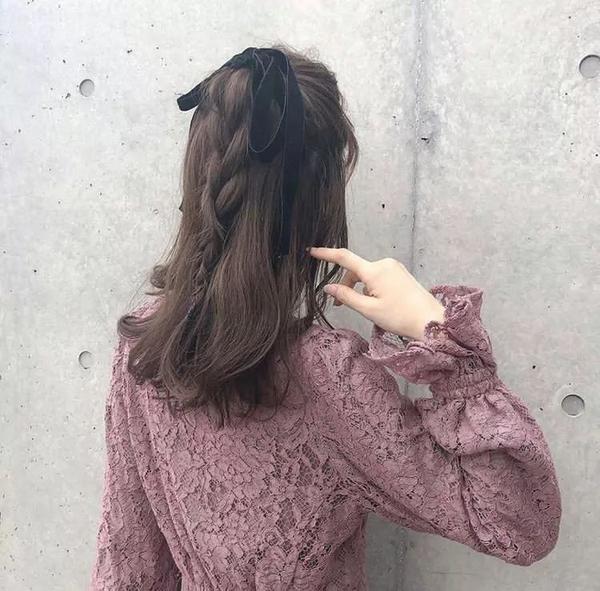 【发型】一条丝带让你更时髦!日本女孩最流行的新发式