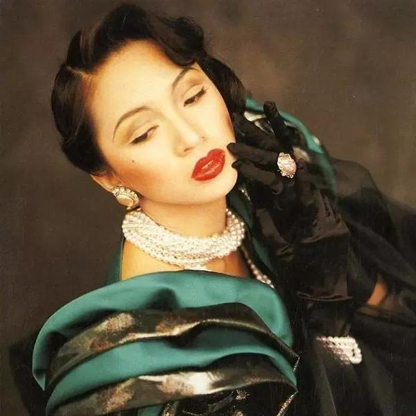 梅艳芳去世16周年:风华绝代四十年,尚留芬芳在人间!