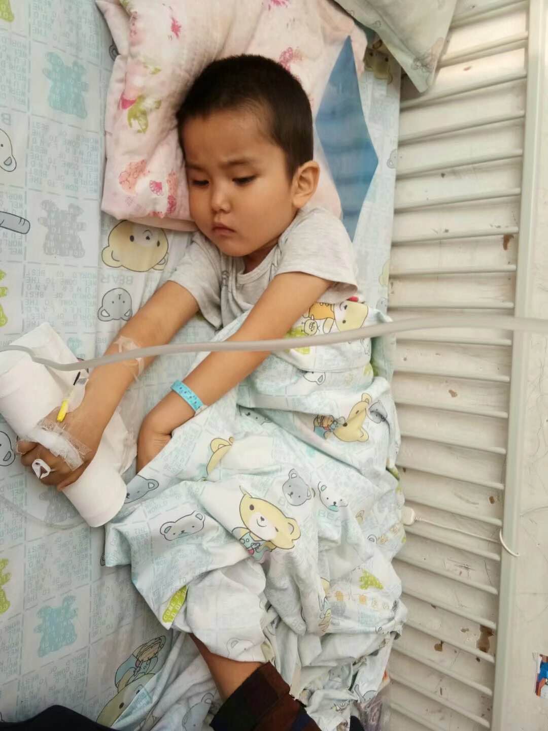 济阳3岁农村宝宝患白血病急需救治,望好心人伸