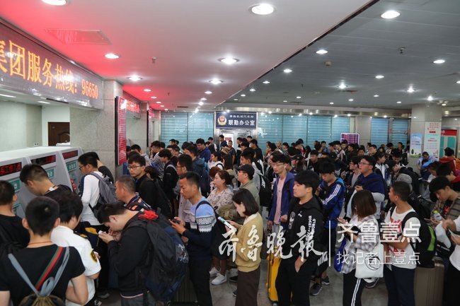 国庆七天乐出行篇:汽车站迎高峰今天送客将超