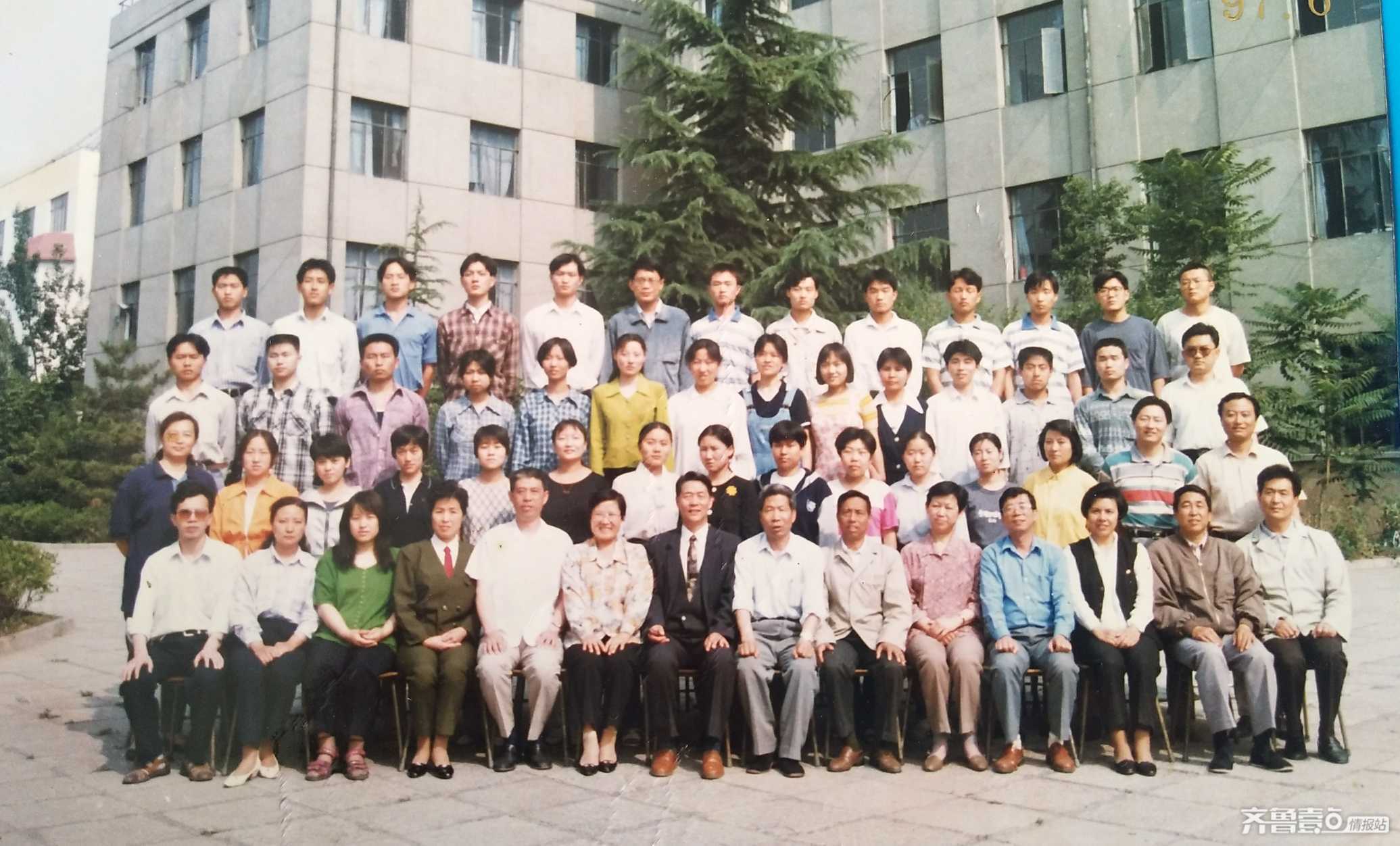 毕业17年后,我们重回母校