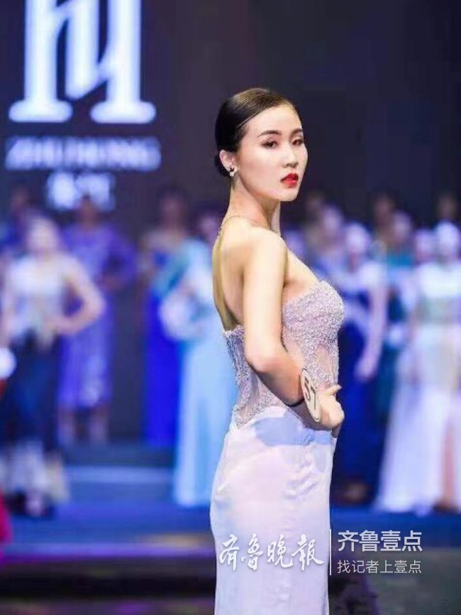 棒棒哒!泰安一中女孩李俊一夺得世模大赛冠军