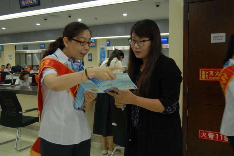 个人信用查询机进驻济南市政务大厅方便群众一