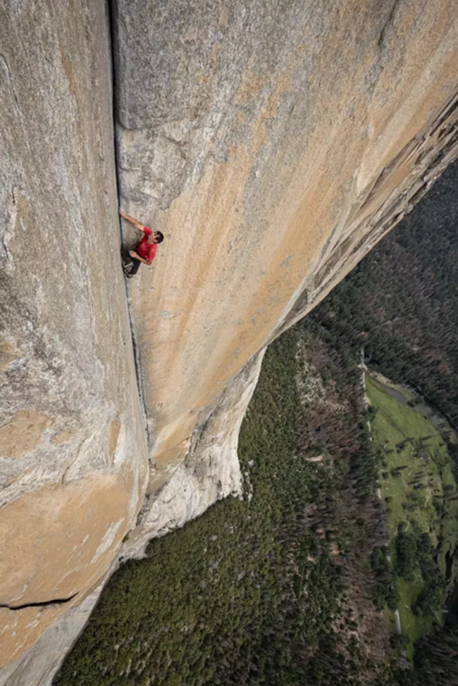 拿命拍的奥斯卡最佳纪录片《徒手攀岩》中国内地定档